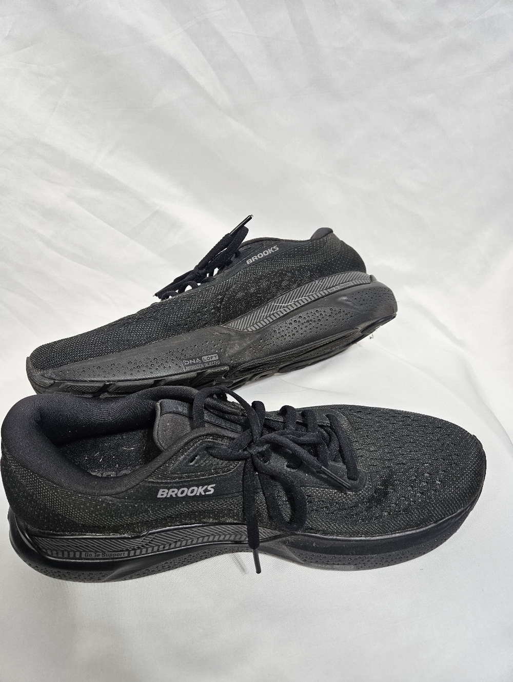 Brooks Adrenaline GTS 24 Black Running Shoes Mens Size 10 Athletic Sneakers - Picture 2 of 7